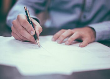 Scott graham OQMZwNd3ThU unsplash